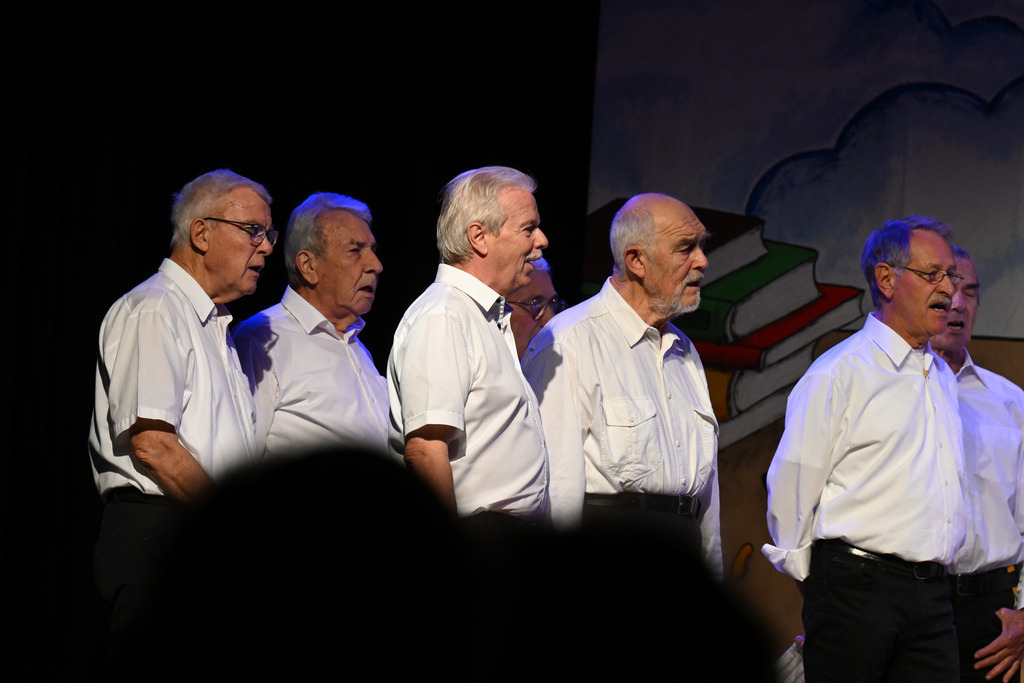 18. November 2022 - Abendundunterhaltung TV/DTV Neftenbach | 18. November 2022 / MZH Auenrain, Neftenbach
Abendundunterhaltung TV/DTV Neftenbach
Motto: Klick zum Glück
Bild: Sportfotografie Markus Aeschimann | www.markus-aeschimann.ch - Realisiert mit Pictrs.com