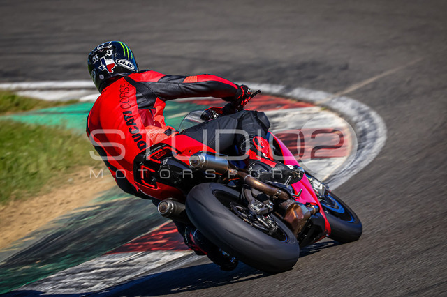 0053-260526NBR-019_53 | Deine Full-Service-Agentur für ✔️Videoproduktionen und ✔️Motorsportfotografie Jetzt Angebot anfragen!