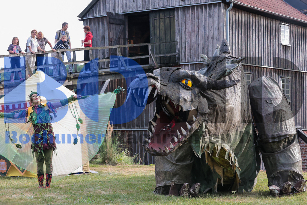 SES_MKRLHE20250705-58 | bond - Realisiert mit Pictrs.com