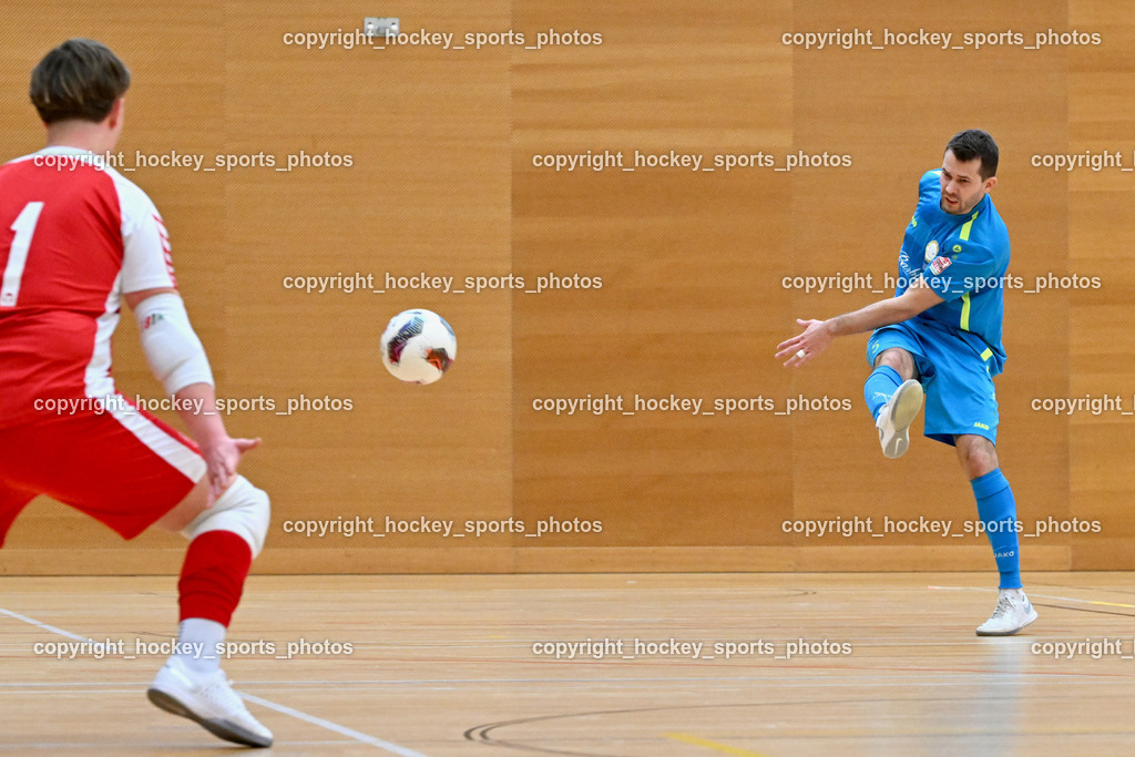 LPSV-Kärnten vs. FUTSAL versli.at Klagenfurt | #5 Rok Rednak versli.at Klagenfurt, #1 Armin Ibrahimovic LPSV-Kärnten, LPSV-Kärnten vs. FUTSAL versli.at Klagenfurt, LPSV-Kärnten vs. FUTSAL versli.at Klagenfurt am 01.02.2026 in Villach (Ballspielhalle St. Martin), Austria, (Photo by Bernd Stefan)