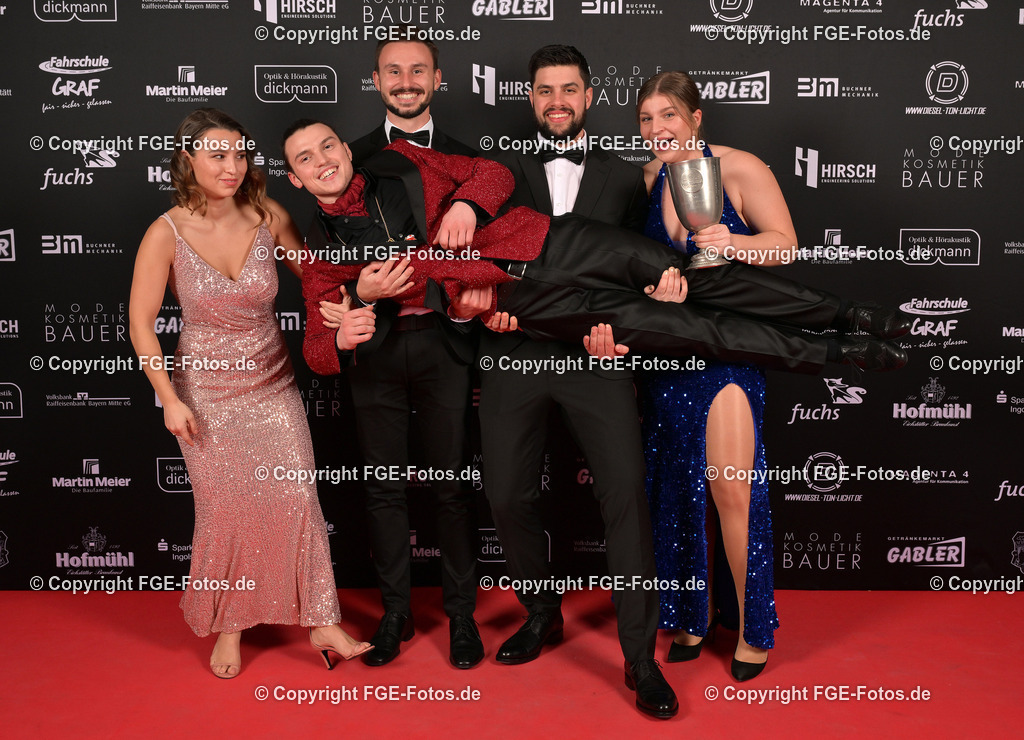 20240127-fge-fotos-0106 | Hofball der FGE am 27.01.2024 im Alten Stadttheater in Eichstätt. - Realisiert mit Pictrs.com