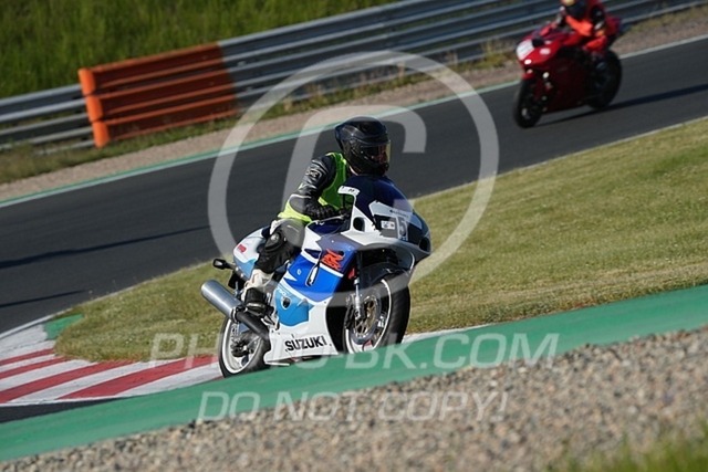 2025_05_13_PBK_22161 | Sportfotografie; SlowMotion; Video; Rennstrecke; Hafeneger; Speer; Racing; RSE; BMW; CBO; Trackday; Motorsportarena; Hockenheimring; Brno; Most; Barcelona; Valencia