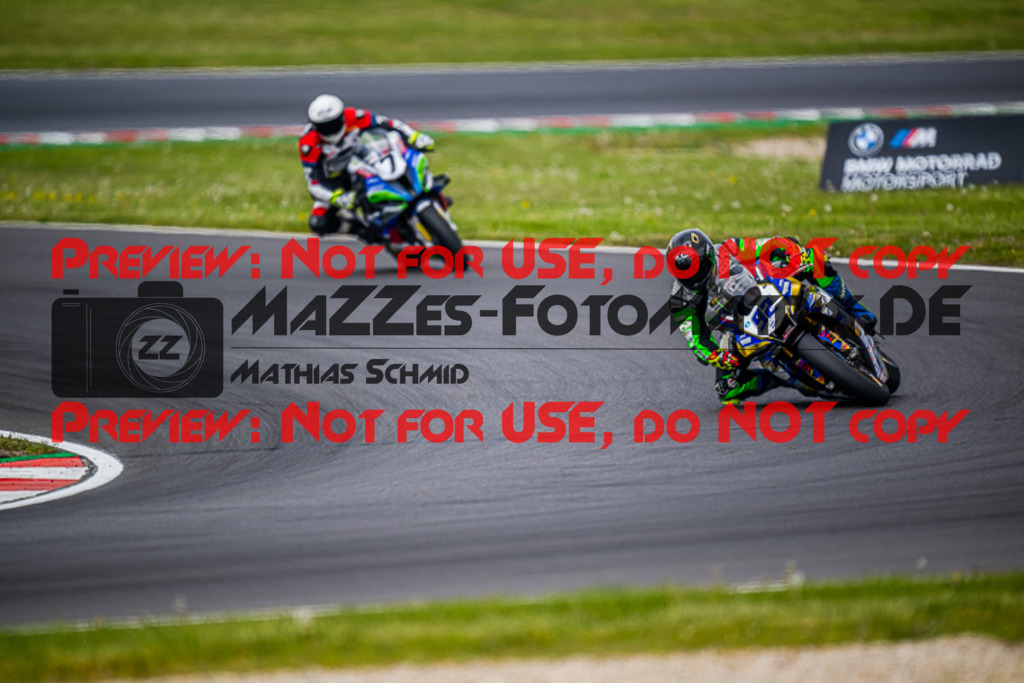 MaZZes_FotoMatrix_220508_93787 | Fotograf Mathias Schmid
Sportfotograf,
Eventfotograf,
Hochzeitsfotograf,
Portraitfotograf