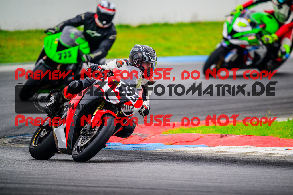 MaZZes_FotoMatrix_240614_6007705_4177 | GELB