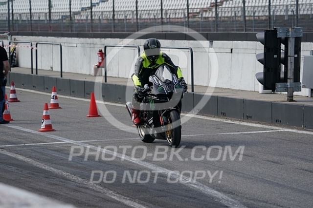 2023_05_15_PBK_11777 | Sportfotografie; SlowMotion; Video; Rennstrecke; Hafeneger; Speer; Racing; RSE; BMW; CBO; Trackday; Motorsportarena; Hockenheimring; Brno; Most; Barcelona; Valencia