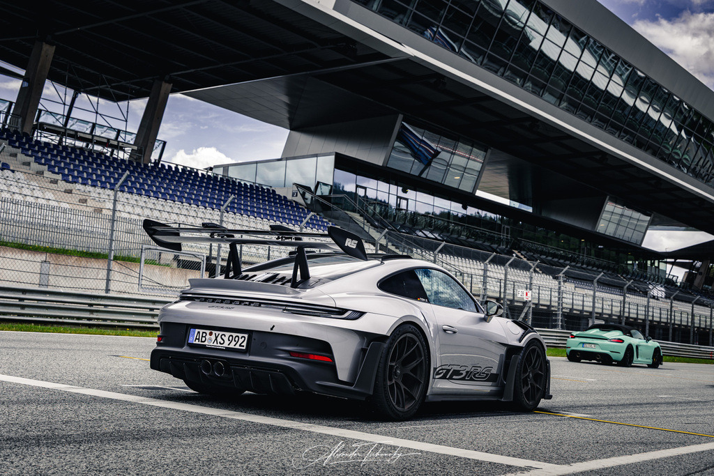 Red Bull Ring 2025 | Entdecken Sie die faszinierende Welt von Alexander Tschuncky Arts: Kreative Fotografie, atemberaubende Automobilkunst und hochwertiger Bilderdruck. Lassen Sie sich inspirieren! - Realisiert mit Pictrs.com