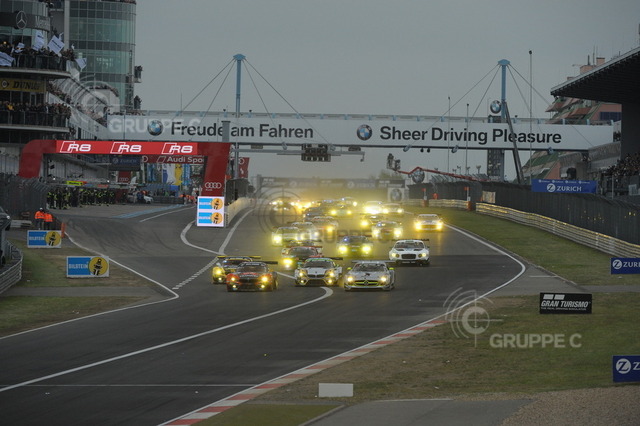 Motorsports / 24 Stunden Nürburgring 2015, Nürburgring-Nordschleife, GER | 24 Stunden Nürburgring 2015, Nürburgring-NordschleifeFoto: Gruppe C GmbH - Realisiert mit Pictrs.com