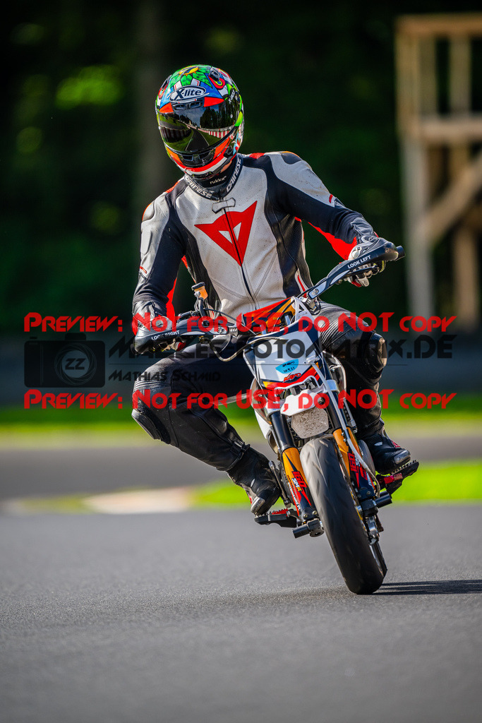 MaZZes_FotoMatrix_230920_0031 | Fotograf Mathias Schmid
Sportfotograf,
Eventfotograf,
Hochzeitsfotograf,
Portraitfotograf