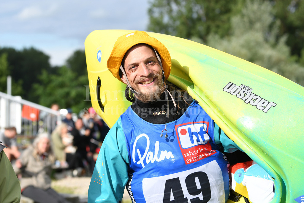 ICF CANOE FREESTYLE WORLD CUP 1 / PLATTLING | 2024 ICF CANOE FREESTYLE WORLD CUP 1 / PLATTLINGMen's Kayak Surface Final Bartosz CZAUDERNA (Poland) #49 - Realisiert mit Pictrs.com