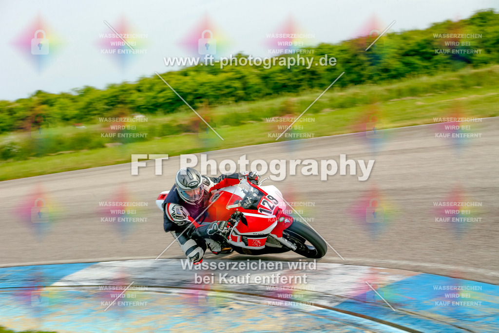 _MOT0970 | Hier findet Ihr Bilder von Touristenfahrten auf der Nürburgring Nordschleife oder von anderen Veranstaltungen die ich besucht habe. Viel Spass beim Durch Schauen 