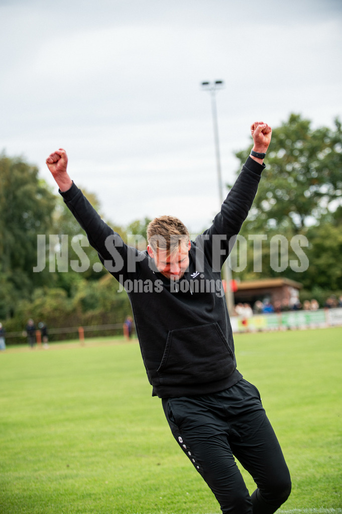 FRI-LOH-9 | jns.sportfotos - Realisiert mit Pictrs.com