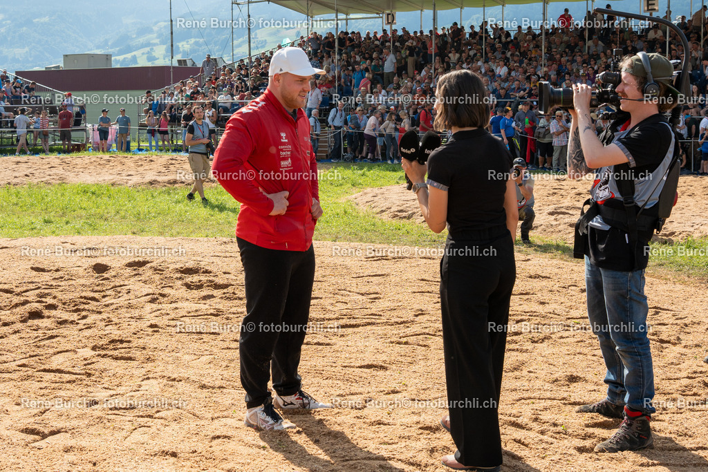 RB_03837 | René Burch leidenschaftlicher Fotograf aus Kerns in Obwalden.  Hier finden sie Sport, Landschaft und Natur Fotografie.
 - Realisiert mit Pictrs.com