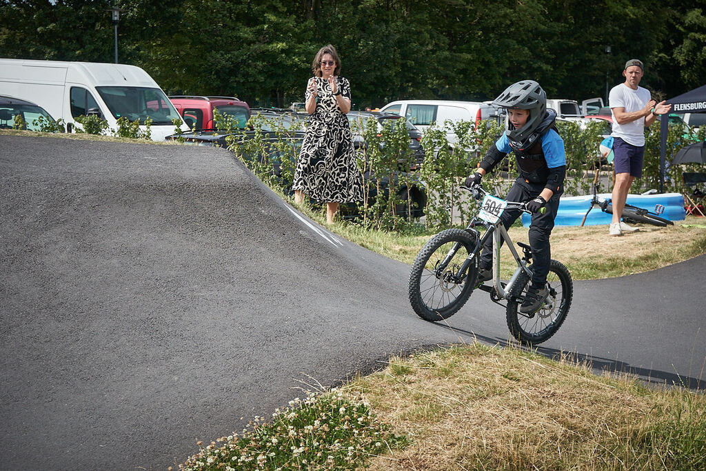 202506251-02 PM25 18@sebastiankopp | German Pumptrack Series - Realisiert mit Pictrs.com