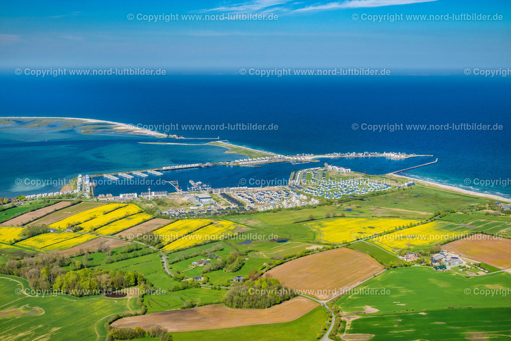 Olpenitz_ELS_6460010524 | KAPPELN 01.05.2024 Yachthafen mit Sportboot- Anlegestellen und Bootsliegeplätzen am Uferbereich der Ostsee in Kappeln im Bundesland Schleswig-Holstein, Deutschland. Weiterführende Informationen bei: Gerald Kretschmer. // Pleasure boat marina with docks and moorings on the shore area Ostsee in Kappeln in the state Schleswig-Holstein, Germany. Further information at: Gerald Kretschmer. Foto: Martin Elsen
