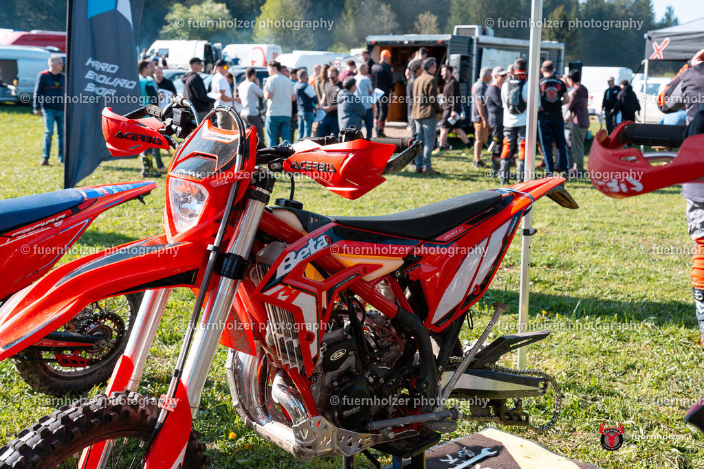 fuernholzer_250501-C1-24 | Fotografische Impressionen von der Red Stag Enduro Extreme by fuernholzer-photography.com. Endurosport in Österreich fotografisch festgehalten von fuernholzer. Auftragsfotografie für Private, Gewerbefotos und Industriefotografie. Eventfotografie, Sportfotografie und Motorsportfotografie. Anbieter von Fotoworkshops, Fototraining, fotografischen Vorträgen und Fotoseminaren.