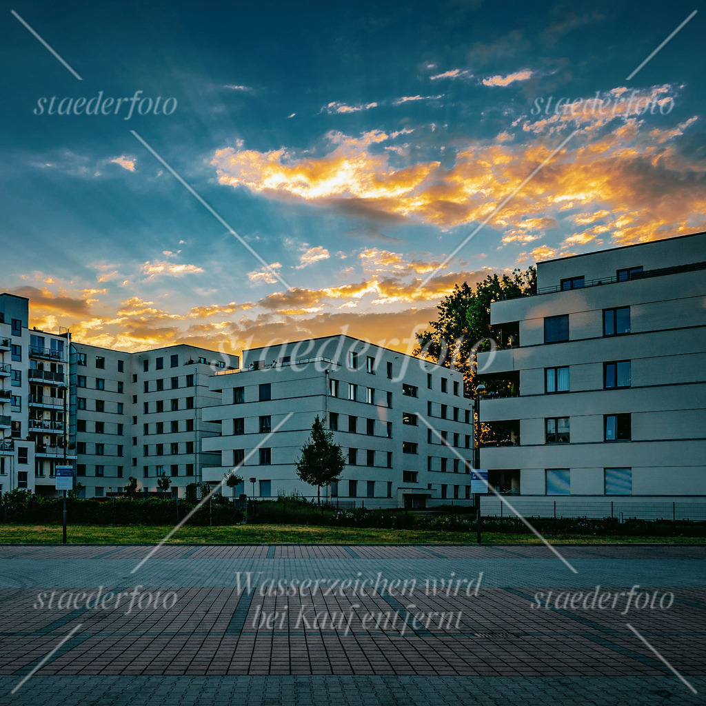 schoenesneuesKreuzberg_du_strahlst_Berlin | Der Fotograf für Portraitfotografie aus Berlin | staederfoto.de - Realisiert mit Pictrs.com