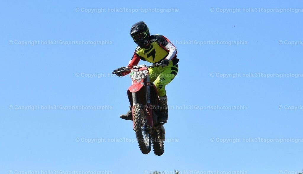 DSC_0080 (2) | Sportfotografie , Motorsport, Motoross, Reitsport, Mointainbike, Enduro,
Landschaft , Outdoor, Eventfotografie, Landschaft, Bilder online bestellen - Realisiert mit Pictrs.com