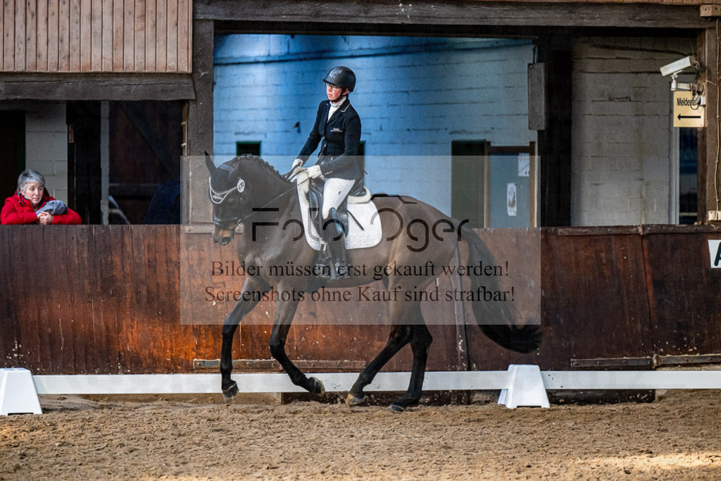 20240308-DOS_4799 | Entdecke hochwertige Reitturnierfotos von Foto Oger. Professionell, emotional und authentisch – jetzt Lieblingsmomente im Shop bestellen.Deutschlandweite Turnierfotografie. - Realisiert mit Pictrs.com