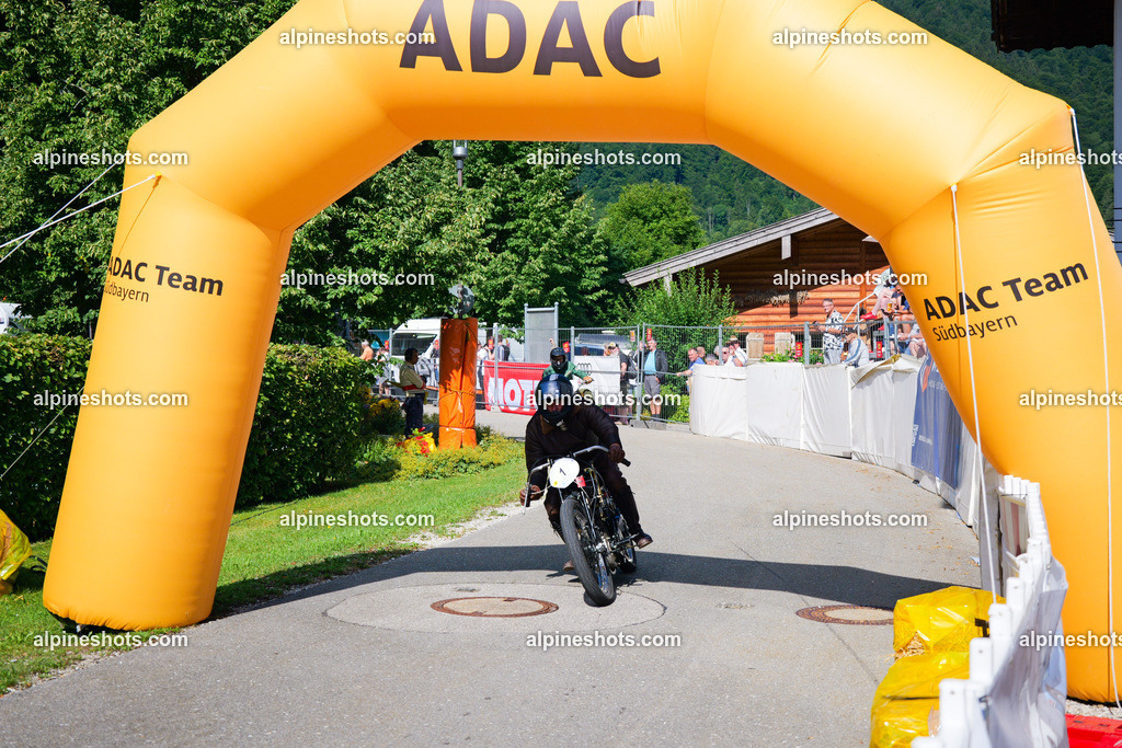 P1025911 | Erleben Sie atemberaubende, hochqualitative Fotos Ihrer Fahrt entlang der malerischen Alpenstraßen. Besuchen Sie alpineshots.com, um professionelle Aufnahmen Ihrer unvergesslichen Reise zu finden und zu kaufen - Realisiert mit Pictrs.com