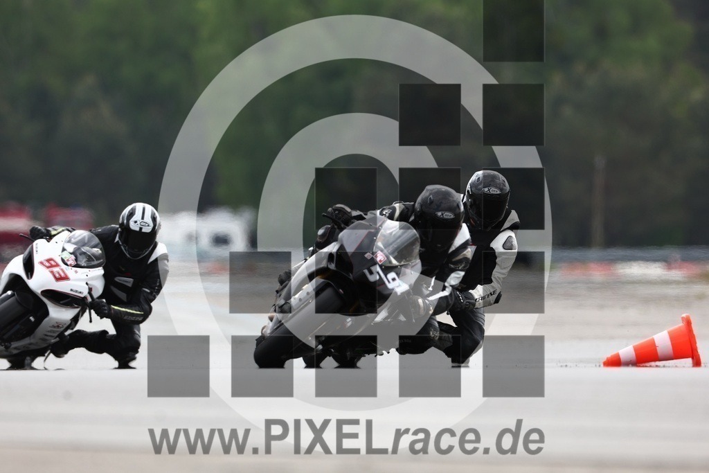 0181-20240510_06141 | Schöne Erinnerungen an spannende Momente - das festzuhalten ist unser Job. PIXELrace.de ist seit 2003 auf den Rennstrecken Europas unterwegs um die Action draußen beim Fahren und die wunderbare Stimmung imm Fahrerlager für euch einzufangen.
