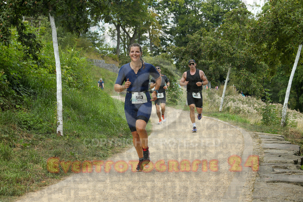 250824_1420_EX1_5872 | Sportfotografie im Rhein-Sieg Kreis, Köln, Bonn, NRW, Rheinland Pfalz, Hessen, etc. Unser Tätigkeitsfeld umfasst den Laufsport vom Volkslauf über den Marathon, Duathlon, Triathon bis zum Ultralauf wie Kölnpfad Ultra oder Schindertrail.