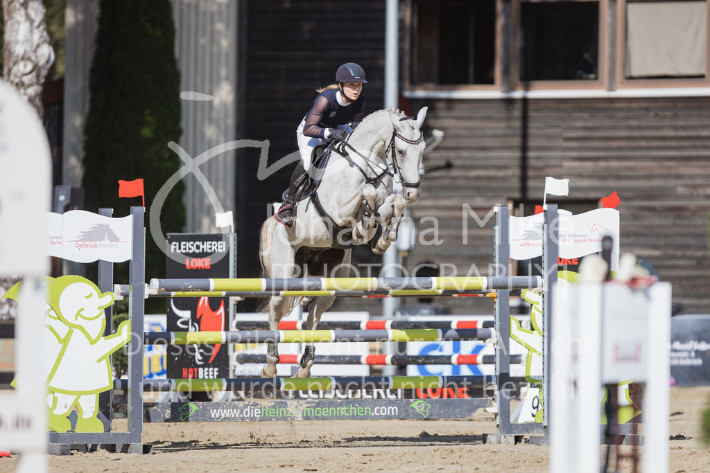 220824_Delbrueck_Stil-M1-253 | Deine schönsten Turniermomente als professionelle Fotos! Entdecke hochwertige Pferdesport-Fotografie im Online-Shop. Jetzt Fotos finden & bestellen!