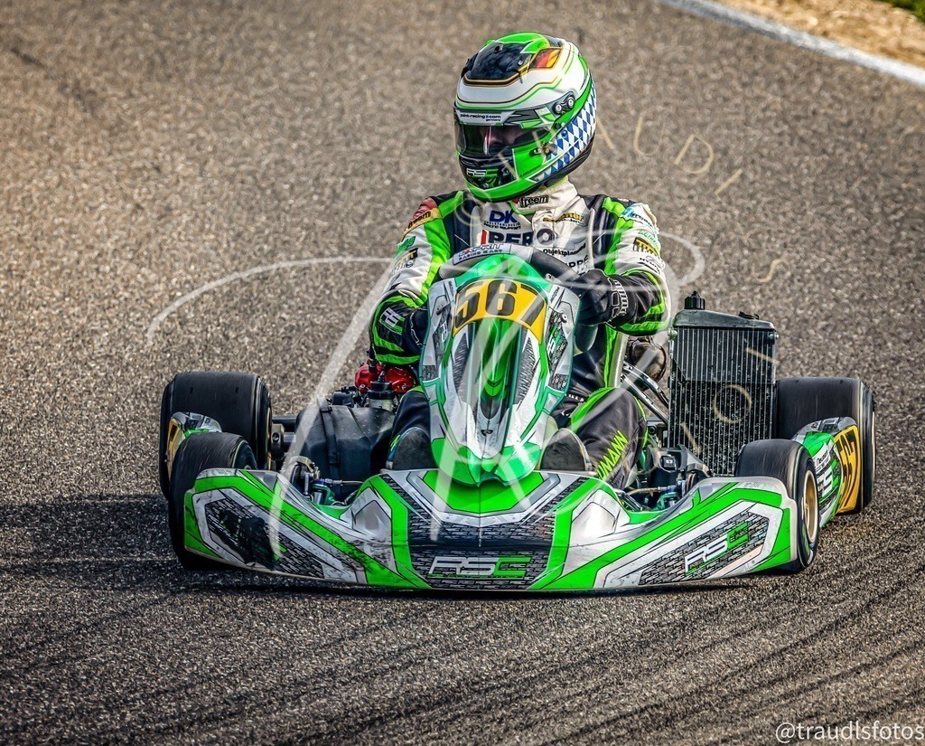 1EFF84E0-142D-4355-AD07-BA2F2A7EDE10 | traudl_s_fotos