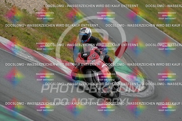 2025_09_01_PBK_43695 | Sportfotografie; SlowMotion; Video; Rennstrecke; Hafeneger; RSE; Speer; Trackday; Motorsportarena; Hockenheimring; Brno; Most; Barcelona; Valencia, Benny; Kaetzmer;