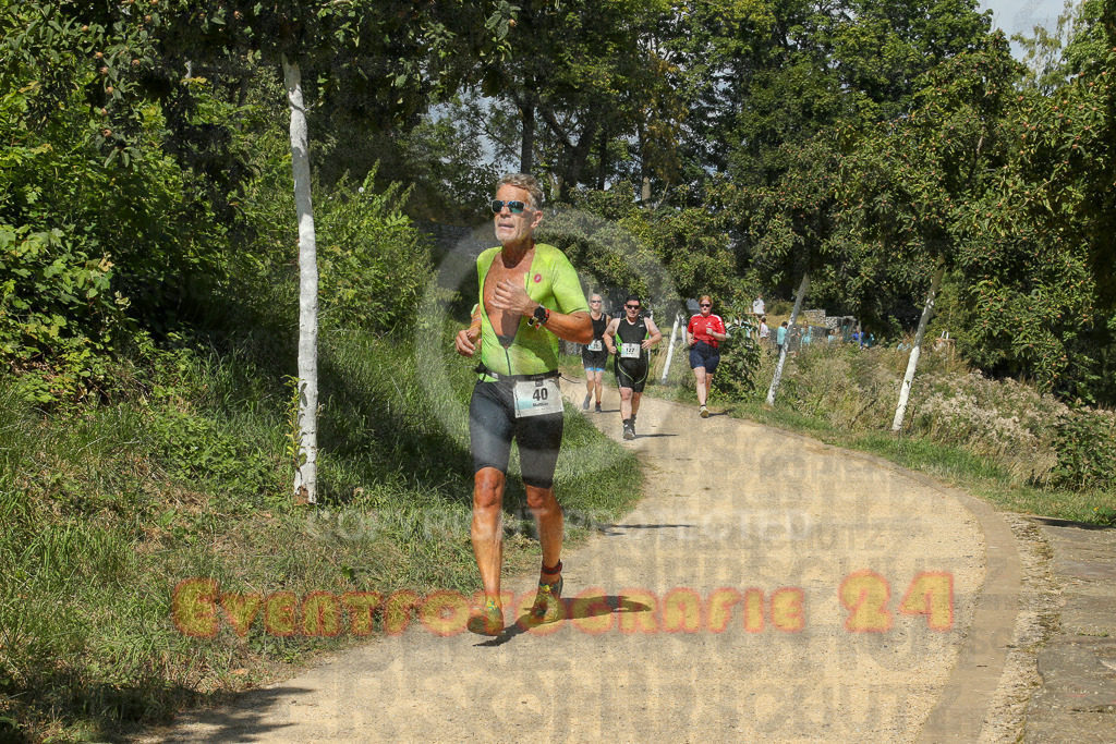 250824_1229_EX1_9509 | Sportfotografie im Rhein-Sieg Kreis, Köln, Bonn, NRW, Rheinland Pfalz, Hessen, etc. Unser Tätigkeitsfeld umfasst den Laufsport vom Volkslauf über den Marathon, Duathlon, Triathon bis zum Ultralauf wie Kölnpfad Ultra oder Schindertrail.