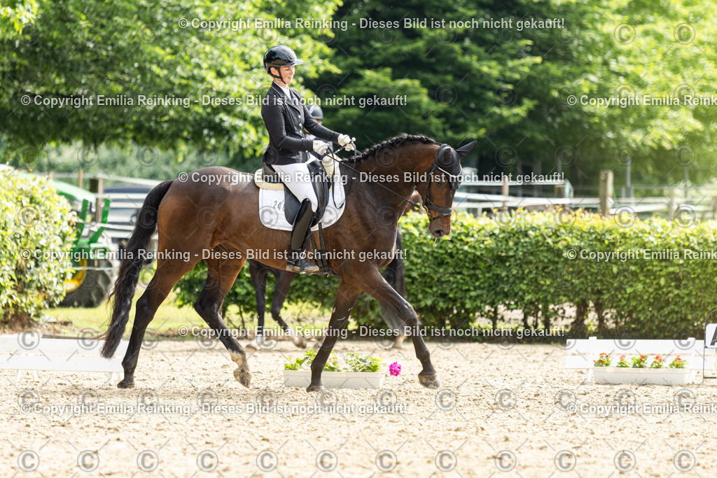 CL5A5734 | Emilia Reinking Fotografie - Realisiert mit Pictrs.com