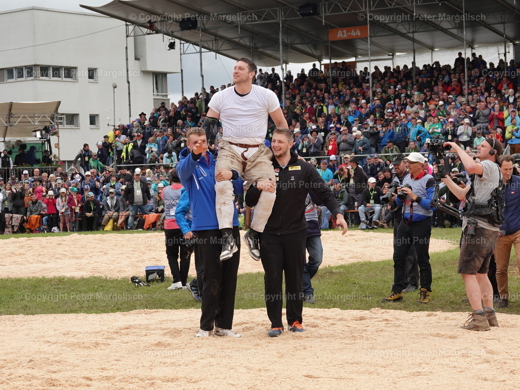 DSC08128 | Schwingen - Realisiert mit Pictrs.com