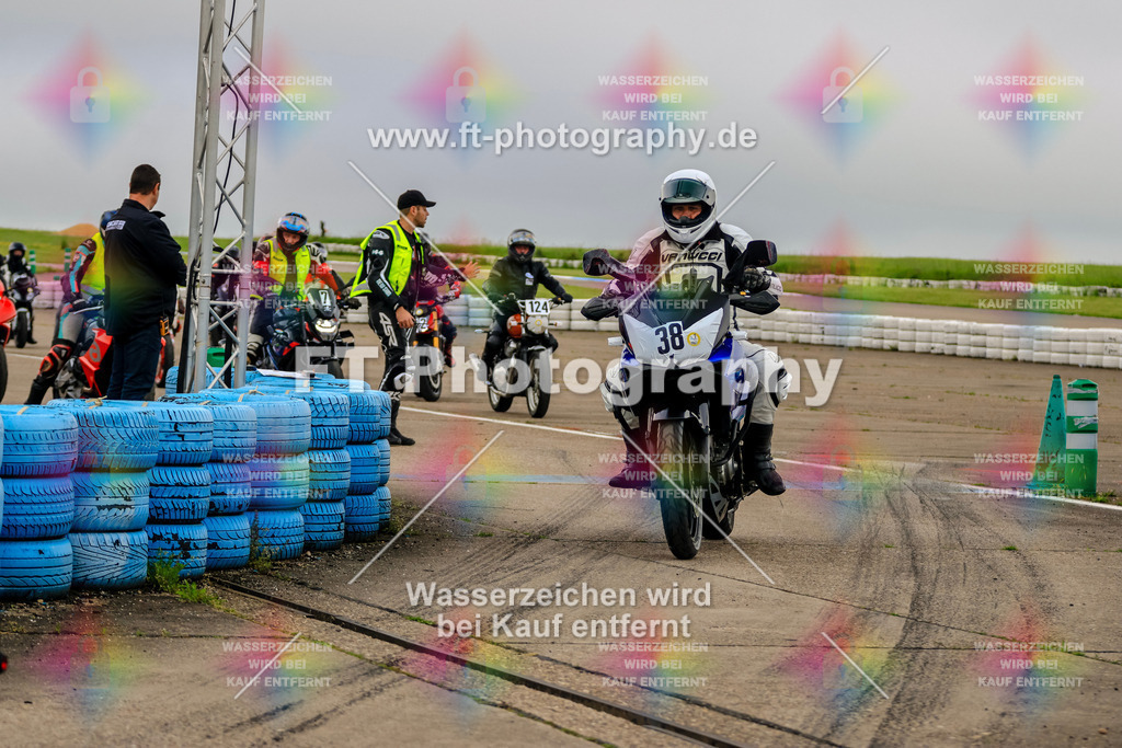 MotoTeam-7930 | Hier findet Ihr Bilder von Touristenfahrten auf der Nürburgring Nordschleife oder von anderen Veranstaltungen die ich besucht habe. Viel Spass beim Durch Schauen 