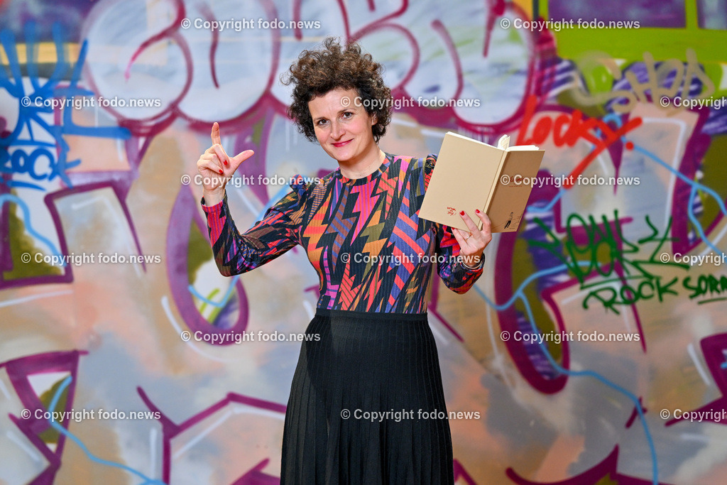 Claudia Novak_ Rethorik Trainerin_ 14.11.2023-11 | 14.11.2023, Linz, AUT, Claudia Novak, im Bild Claudia Novak (Trainerin, Rethorikerin - Woman on Stage)