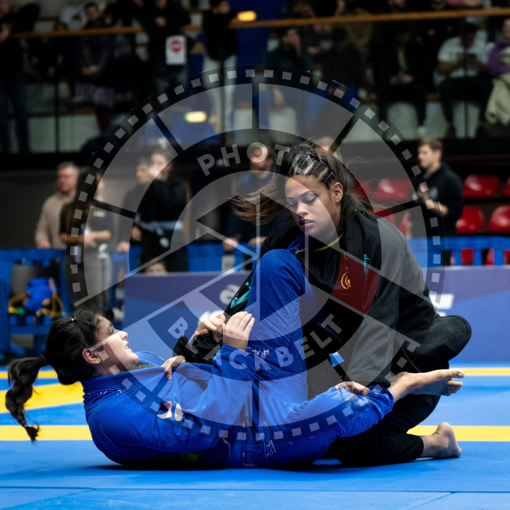 20240121PBB5054 | Fighters compete during the second day of the IBJJF European Championship in Paris, France, on January 21, 2024.