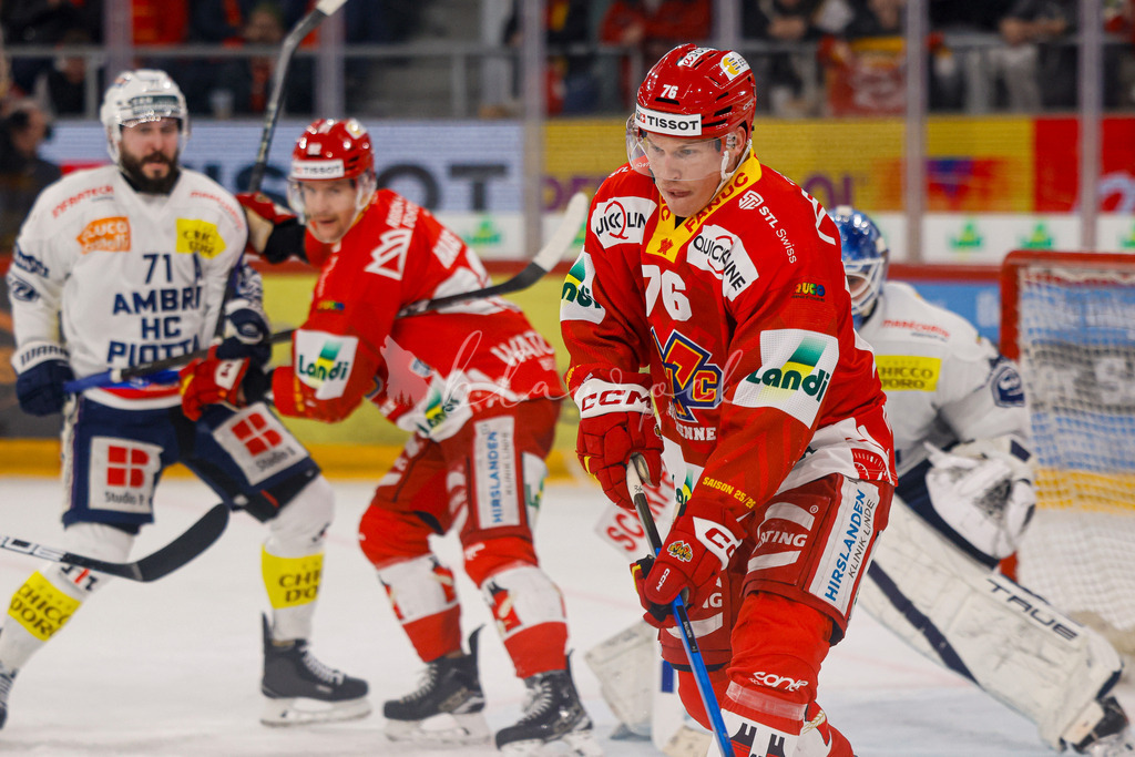 EHCB vs HCAP 20260115_wb-4691 | Sportbilder, Sportfotograf, Hochzeits- und Eventfotografin, Flugshows, Portraits und Tiershooting, Aviation, Downhill, Nationalleague, Swissleague, International