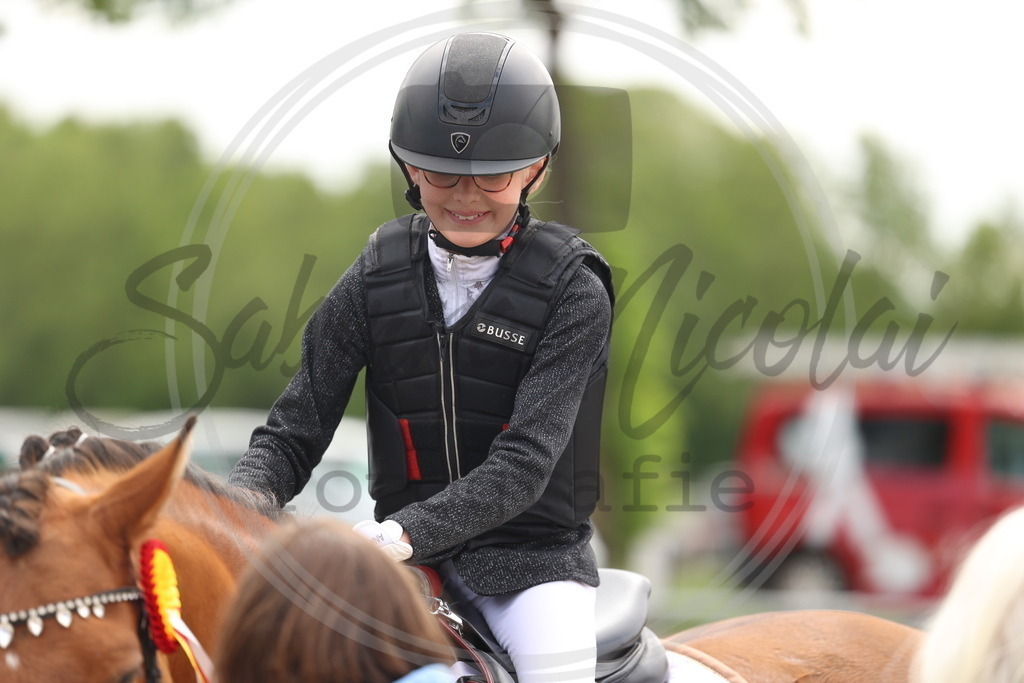 994A8967 | sabrinanicolaifotografie - Realisiert mit Pictrs.com