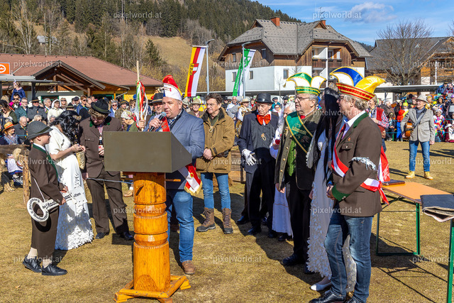 Bärentreiben in Steuerberg | Bildershop von pixelworld.at - Realisiert mit Pictrs.com