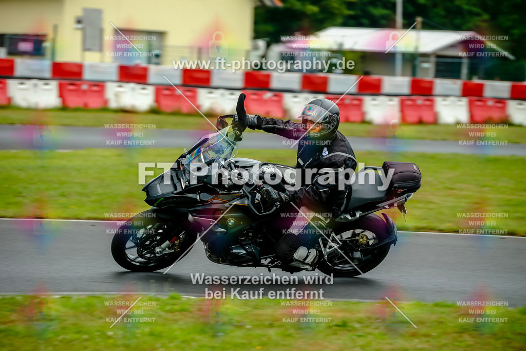 VBK-4005 | Hier findet Ihr Bilder von Touristenfahrten auf der Nürburgring Nordschleife oder von anderen Veranstaltungen die ich besucht habe. Viel Spass beim Durch Schauen 
