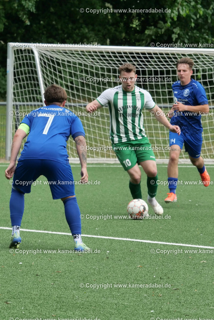 Fußball : Bezirksliga : TV Voerde - FC Sterkrade 72 | Fußball : Bezirksliga : TV Voerde - FC Sterkrade 72 am 25.05.2025 in Voerde - Realisiert mit Pictrs.com
