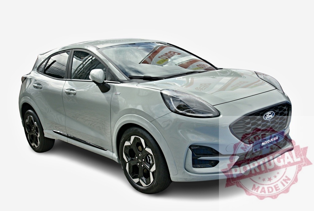 Ford Puma showing its elegant design and modern lines | Modern Ford Puma exhibiting its stylish design, parked and ready for adventure - Realized with Pictrs.com
