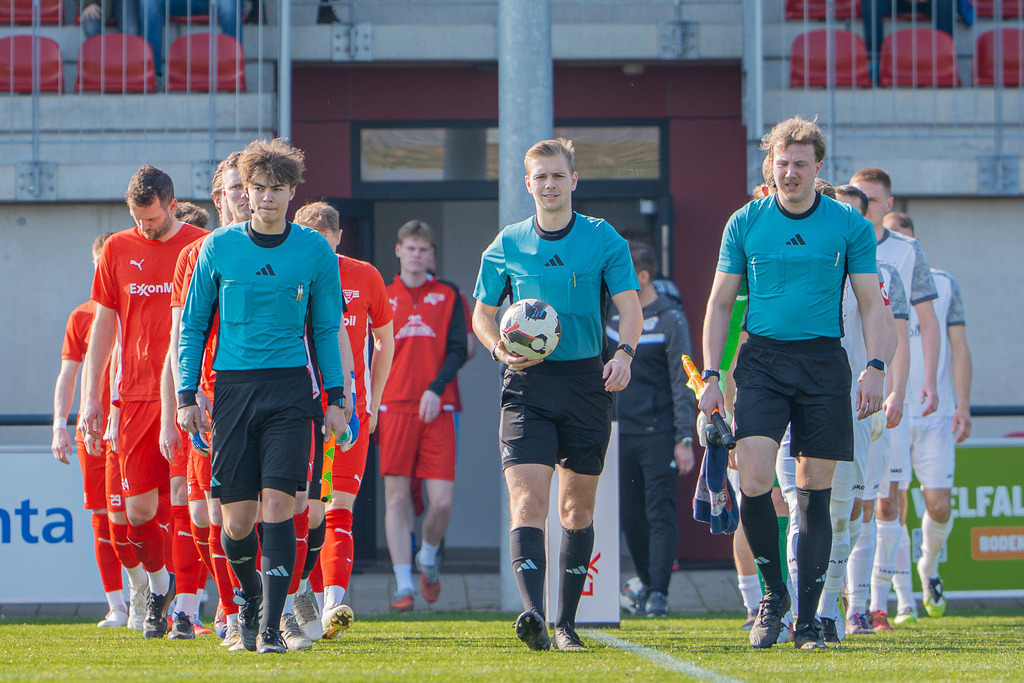 Fußball I Herren I Saison 2025-2026 I Bezirksliga Weser-Ems 4 I 24. Spieltag I VFL Oythe - SV Thüle I 220003.03.2026 | jns.sportfotos - Realisiert mit Pictrs.com