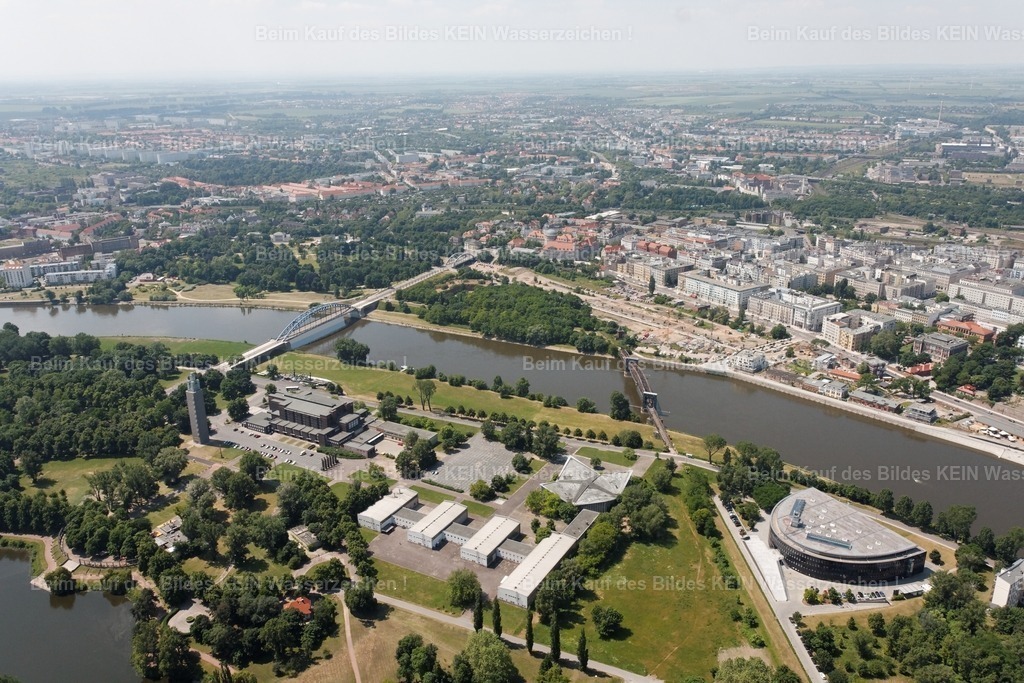 IMG_1783_optimiert_raw | Die Magdeburger Platte® - das sind die schönsten Luftbilder von Magdeburg & Sachsen-Anhalt auf Acryl, Leinwand oder zum Download. Das ist Luftbildfotografie & Luftbildaufnahmen mit Drohne & Flugzeug.  - Realisiert mit Pictrs.com