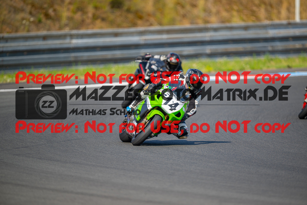 MaZZes-Fotomatrix-20260805-518468 | OPEN
