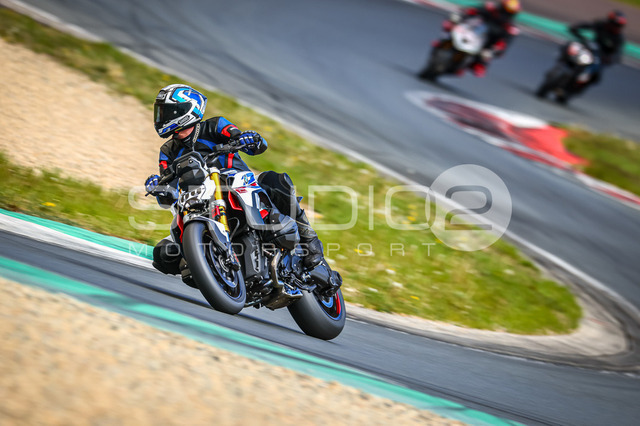 0086-260504OSL-010_86 | Deine Full-Service-Agentur für ✔️Videoproduktionen und ✔️Motorsportfotografie Jetzt Angebot anfragen!