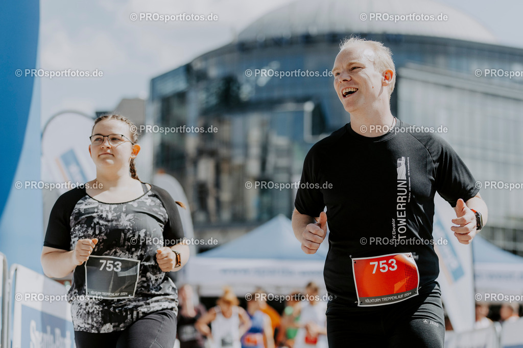 240825_Treppenlauf-209 | Professionelle Fotos Ihrer Laufsportveranstaltung.