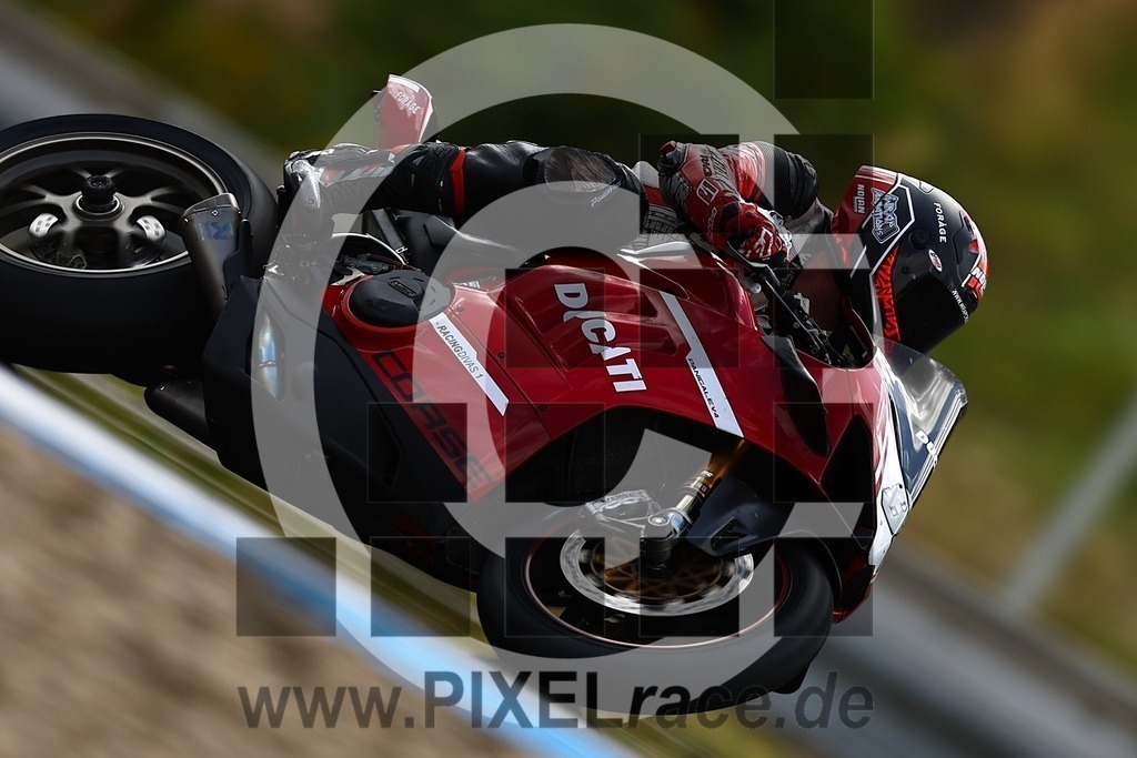 0089-20250830_06695 | Schöne Erinnerungen an spannende Momente - das festzuhalten ist unser Job. PIXELrace.de ist seit 2003 auf den Rennstrecken Europas unterwegs um die Action draußen beim Fahren und die wunderbare Stimmung imm Fahrerlager für euch einzufangen.