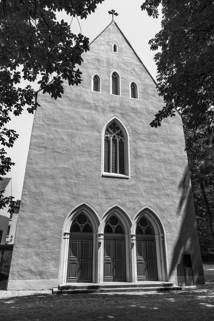 St. Alban Kirche | Die St. Alban Kirche im St. Alban Tal, Basel, Schweiz. - Realisiert mit Pictrs.com