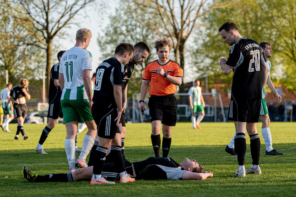 Fußball I Herren I Saison 2025-2026 I Bezirksliga Weser-Ems 4 I 15. Spieltag I TuS Lutten - GW Brockdorf I 07997 | jns.sportfotos - Realisiert mit Pictrs.com