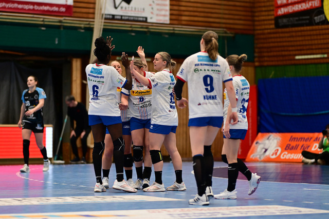 Handball I Frauen I Saison 2024-2025 I 1. HBF I 19. Spieltag I Buxtehuder SV - HSG Blomberg-Lippe I 25914 | Der Sportfotograf. - Realisiert mit Pictrs.com