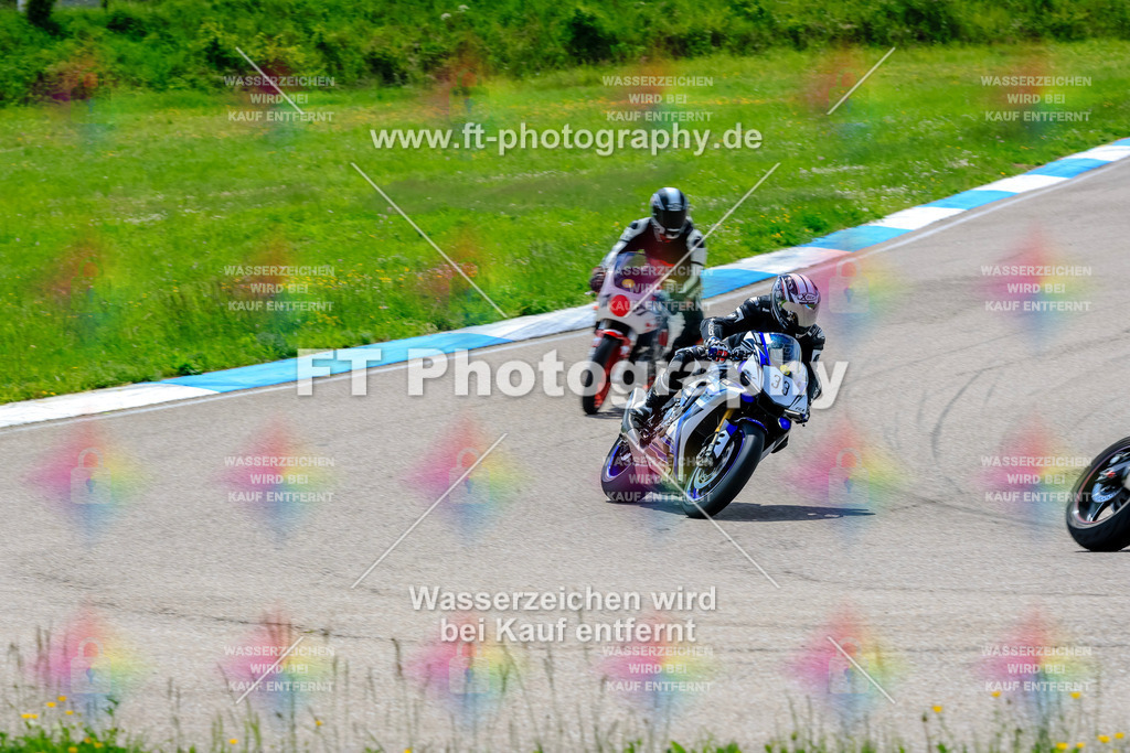 MotoTeam-0210 | Hier findet Ihr Bilder von Touristenfahrten auf der Nürburgring Nordschleife oder von anderen Veranstaltungen die ich besucht habe. Viel Spass beim Durch Schauen 